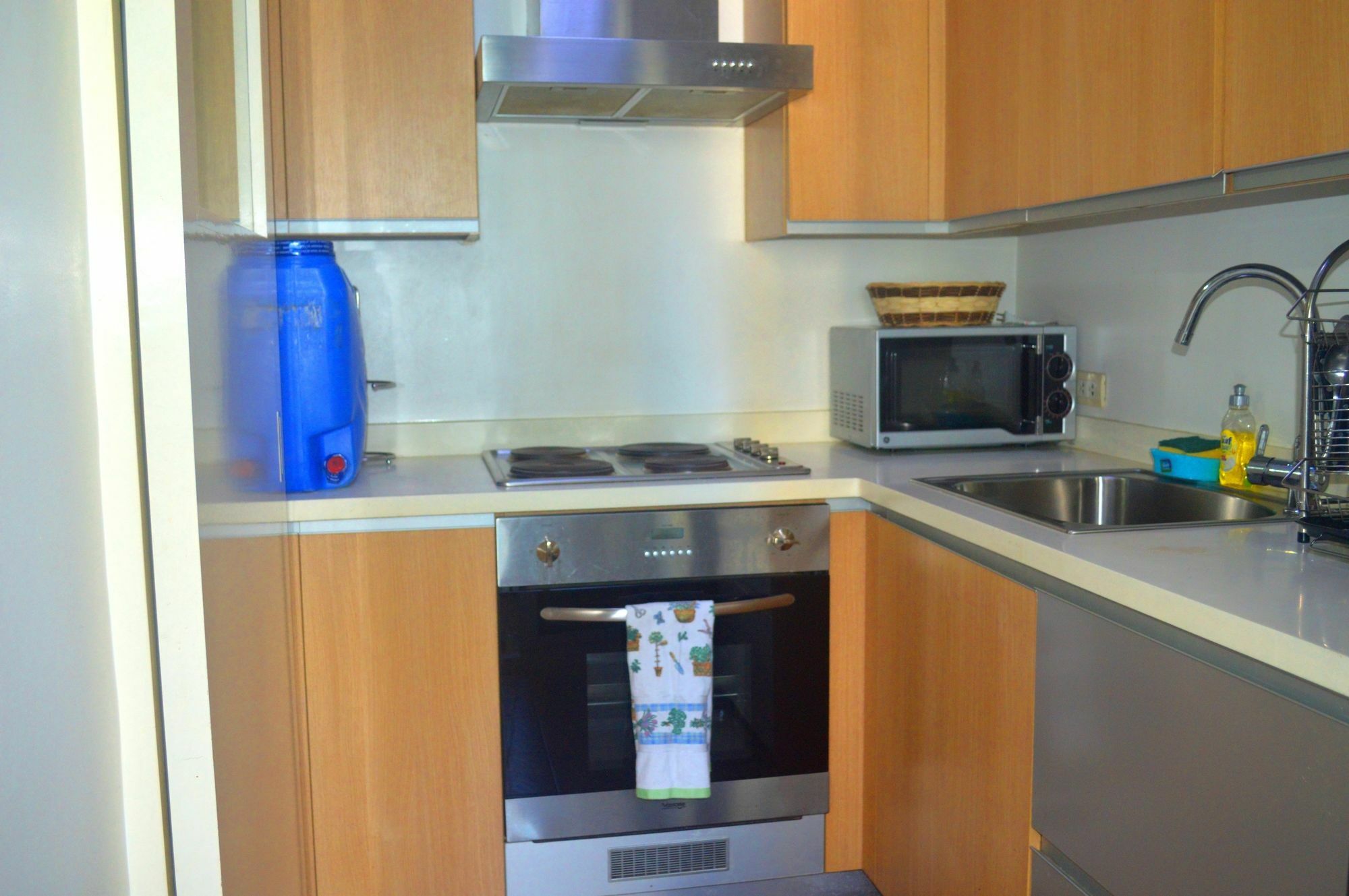 South Of Market Private Residences Тагуиг Екстериор снимка